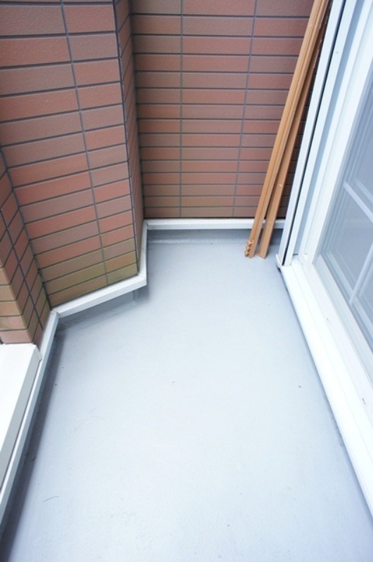 バルコニー　図面と現状に相違がある場合には現状を優先