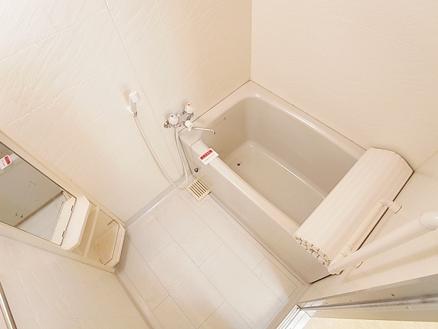 バス・シャワールーム　バスルーム