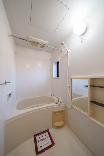 バス・シャワールーム　バスルーム