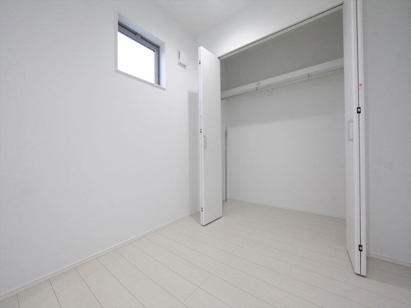 その他部屋・スペース　洋室3.7帖　クローゼット付（収納充実してます）