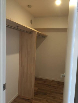 収納　ポール付きで使い勝手の良いクローゼット♪