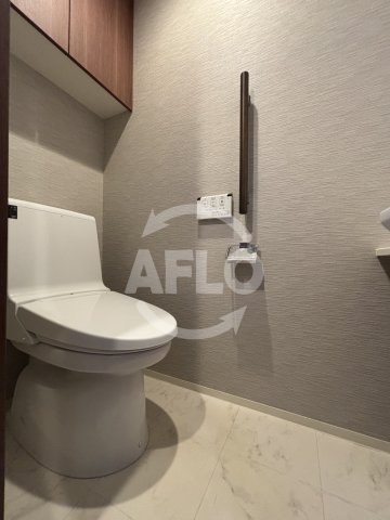 トイレ　大阪ひびきの街ザ・サンクタスタワー　トイレ