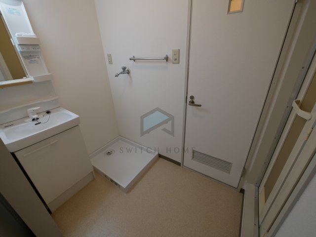 洗面設備　使いやすい洗面所です