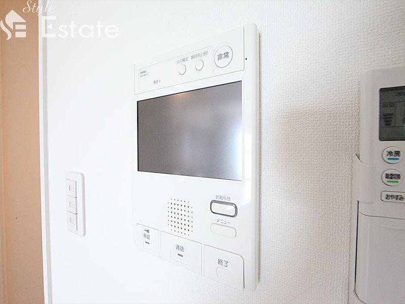 セキュリティ　モニター付きインターホン