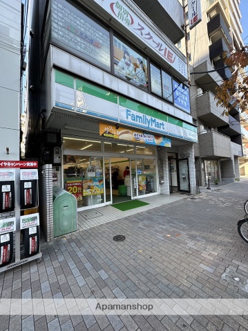 コンビニ　ファミリーマート菊川一丁目店（コンビニ）まで187m
