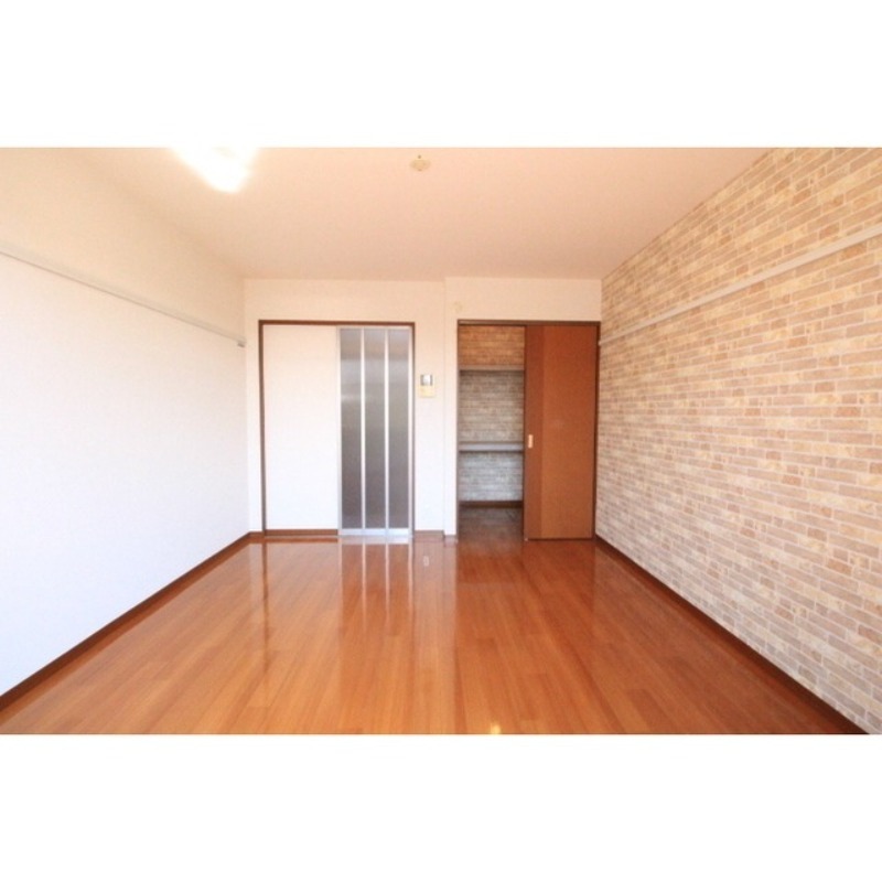 居室・リビング　図面と現状に相違がある場合には現状を優先