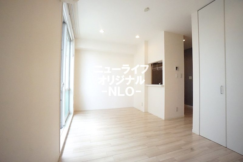 居室・リビング　広めの１R☆エアコン付で快適に過ごせます☆