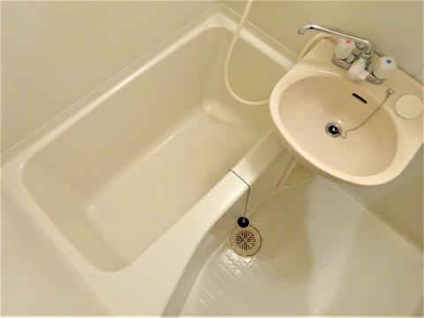 バス・シャワールーム　バス