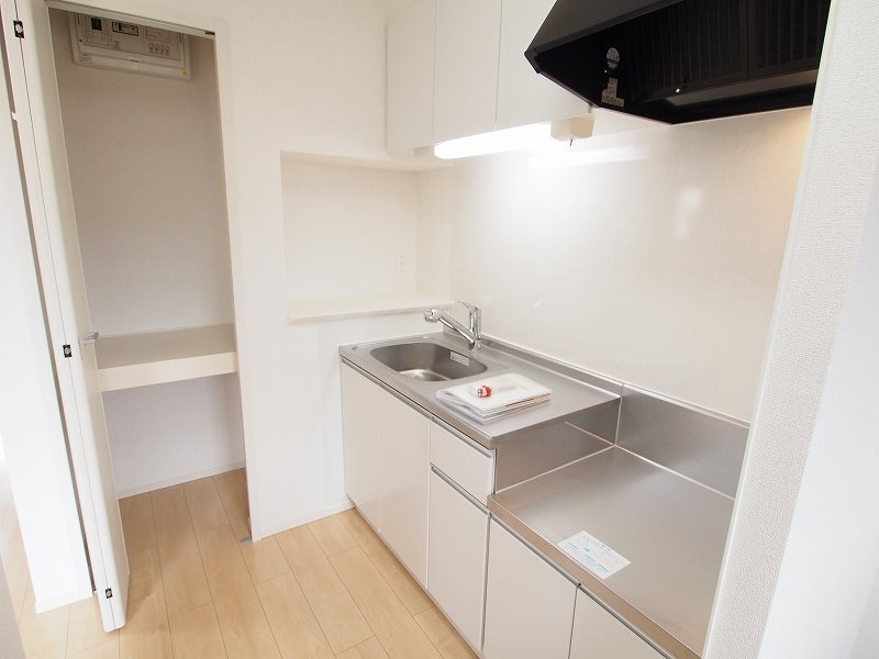 キッチン　※写真を同シリーズの別室写真をご参照下さい。