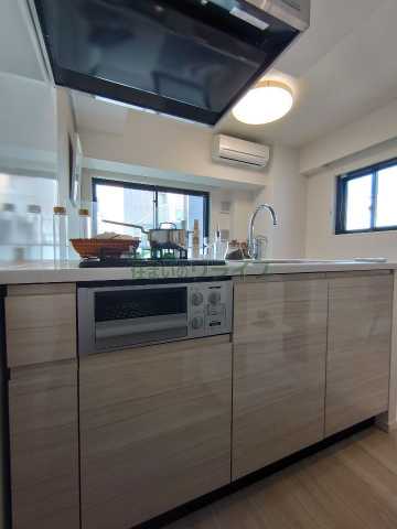 キッチン　別階層の参考写真になります。