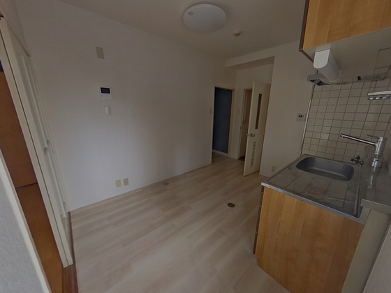 居室・リビング　※別号室の写真です