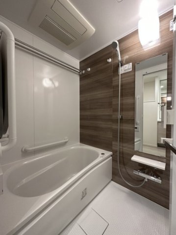 バス・シャワールーム　別部屋参考写真になります