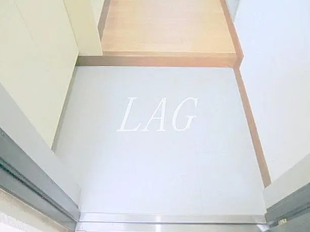 玄関　玄関です。