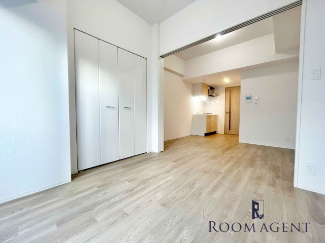 居室・リビング　類似物件の写真です。