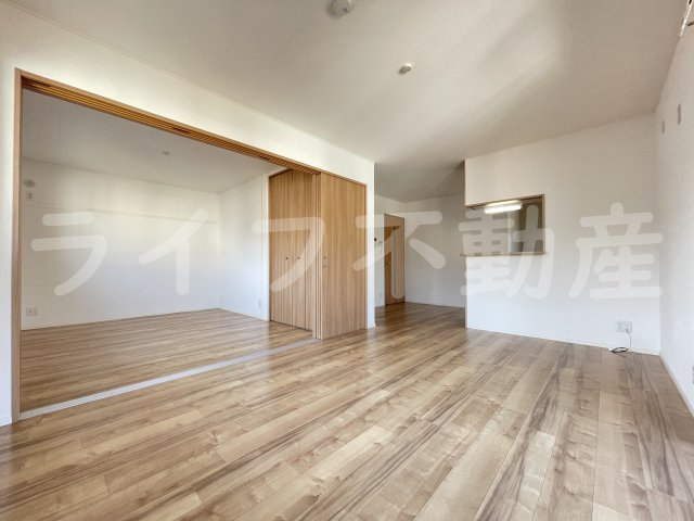 居室・リビング　居間です