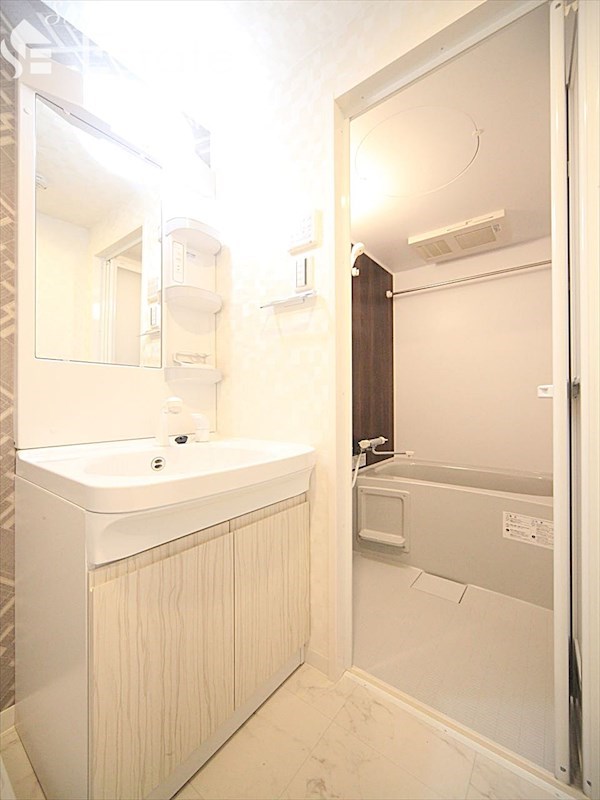 洗面設備　独立洗面台