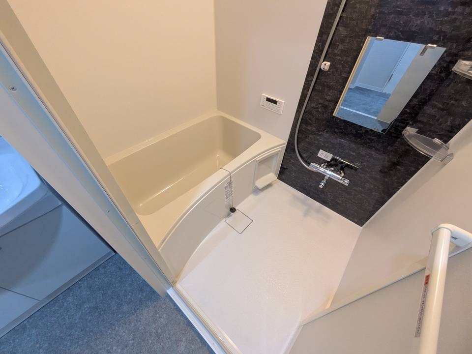 バス・シャワールーム　浴室