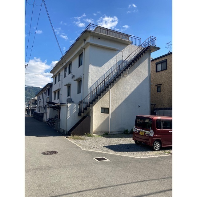 建物外観　伊藤マンション