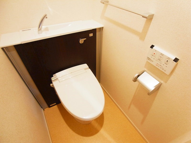 トイレ　別部屋写真