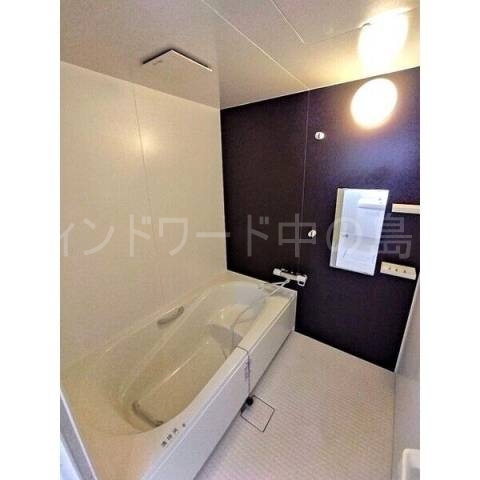 バス・シャワールーム　詳細は、ウィンドワード中の島店までご相談下さい。