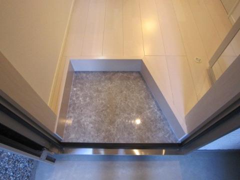 玄関　玄関（イメージ）