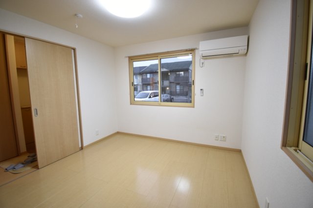 その他部屋・スペース　明るい色調の室内です