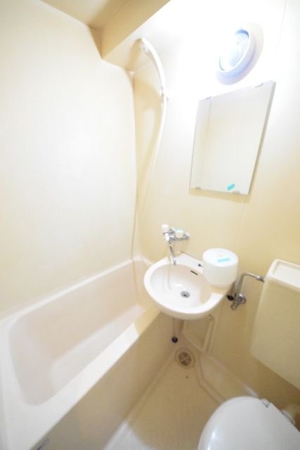 バス・シャワールーム　★お部屋探しは株式会社タウンハウジング東京まで★