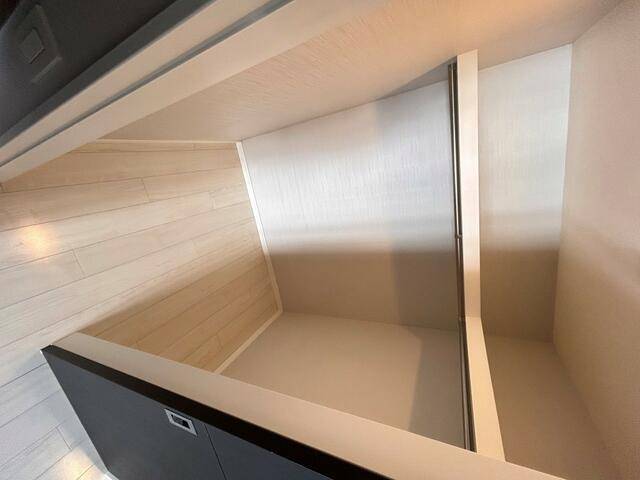 バルコニー　浴室乾燥機完備