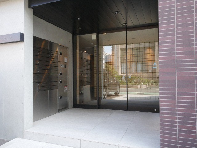 エントランス　エントランス