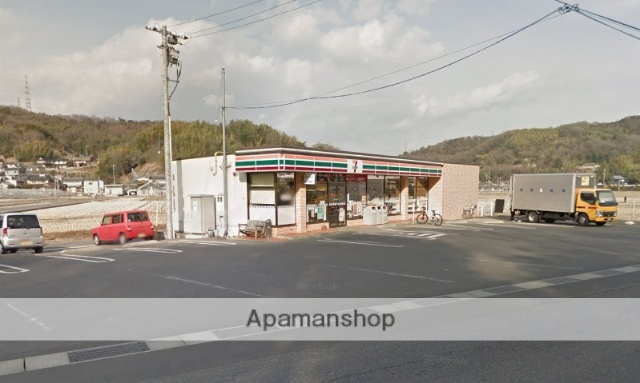 コンビニ　セブンイレブン（コンビニ）まで4982m