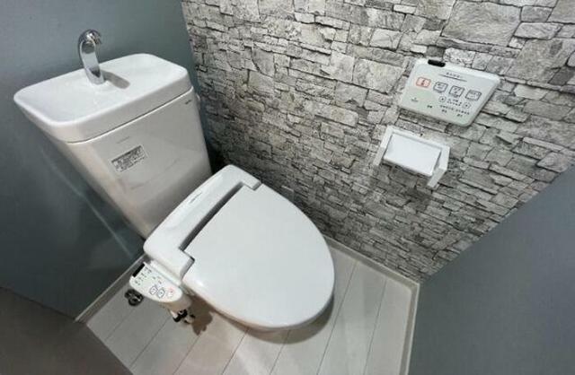 トイレ　完成前のため参考写真になります。