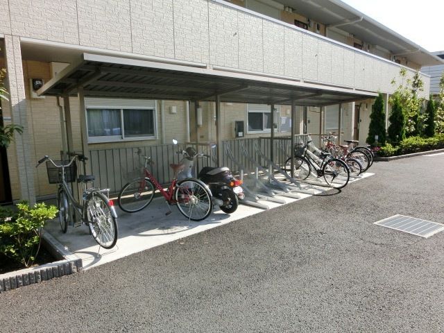 その他共有部分　敷地内屋根付き駐輪場