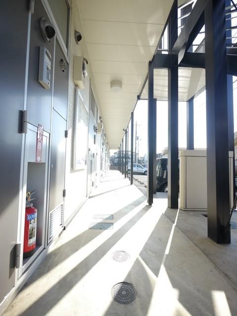 その他共有部分　★玄関前の共用廊下です★