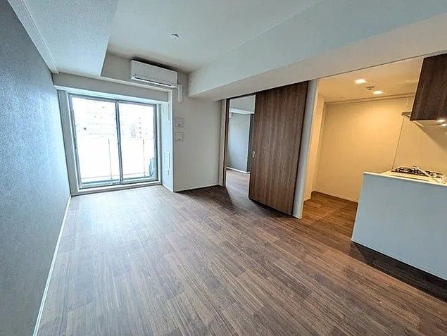 居室・リビング　写真は同タイプ住居です。