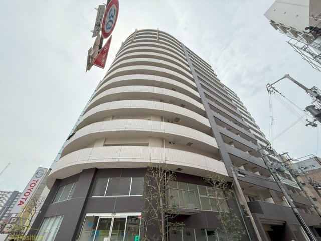 建物外観　ドゥーエなんば南