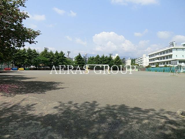 小学校　厚木市立緑ヶ丘小学校（小学校）まで322m