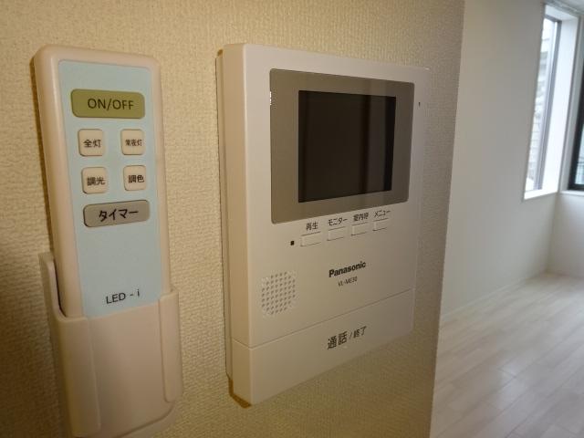 セキュリティ　カメラ付インターホン