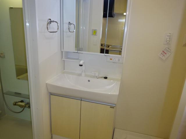 洗面設備　洗髪洗面化粧台