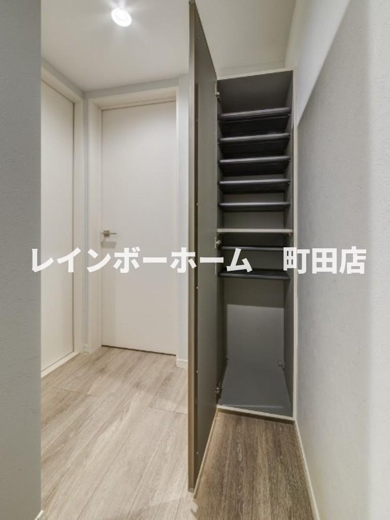 玄関　写真はイメージです。