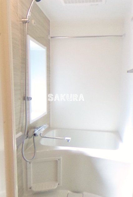 バス・シャワールーム　雨の日にも安心の浴室乾燥機付き♪