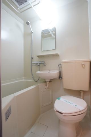 バス・シャワールーム