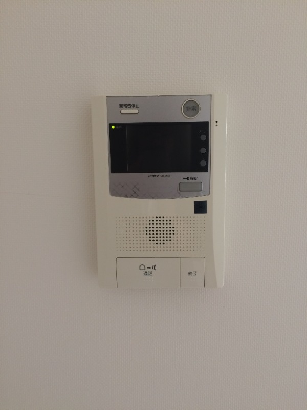 セキュリティ　モニターホンです♪