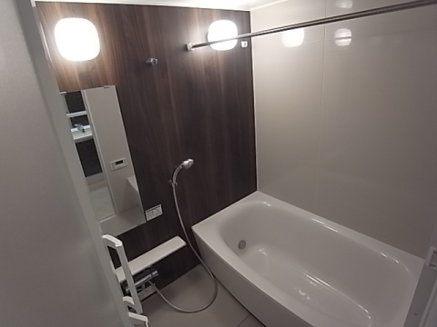 バス・シャワールーム