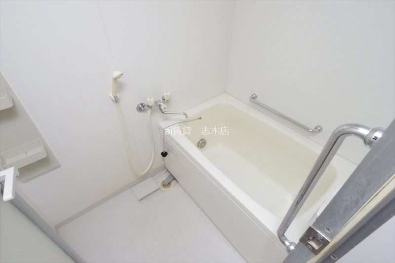 バス・シャワールーム　※別号室写真