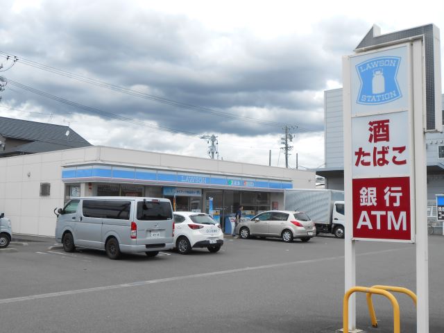 コンビニ　ローソン（コンビニ）まで460m