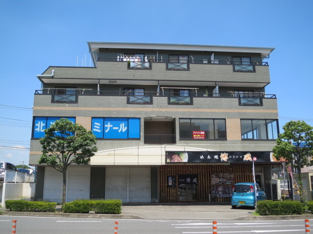 建物外観　★バルコニー前は障害物が無く日当たり良好★