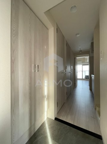 玄関　※同物件　別間取り　参考写真