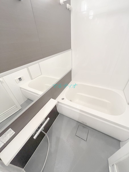 バス・シャワールーム　浴室