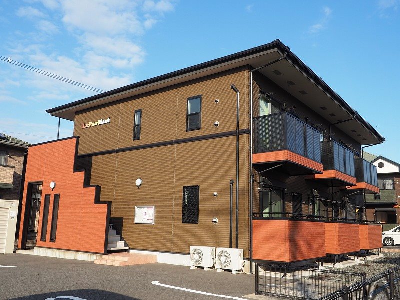 建物外観　オーナー特注のお洒落コーポです。