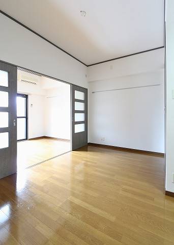 居室・リビング　開放感のあるお部屋です